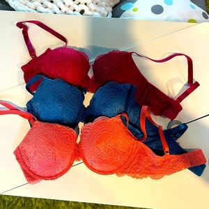 Never worn. Price is for one.